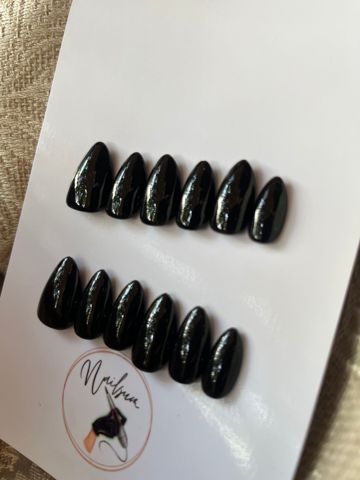 GLOSSY BLACK SOLID SET