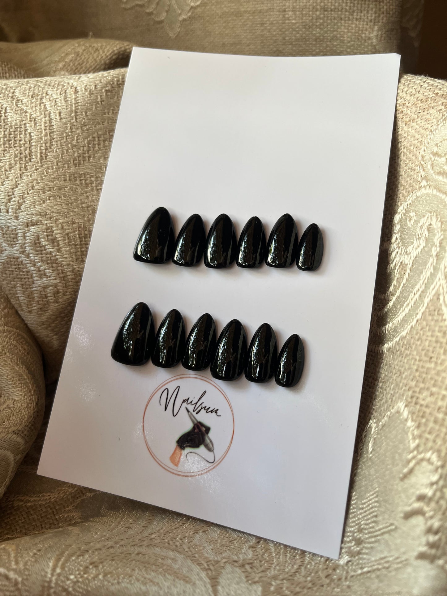 GLOSSY BLACK SOLID SET